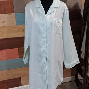 VINTAGE LARGE blue miss elaine sleep shirt